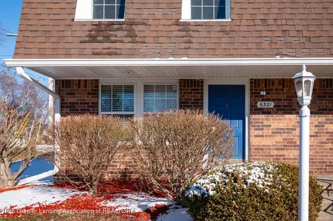 6321 Beechfield Dr, Lansing, MI 48911