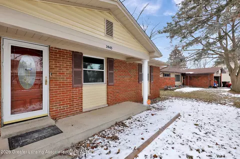 Exterior - 3945 Windward Dr, Lansing, MI 48911 photo 5 of 5