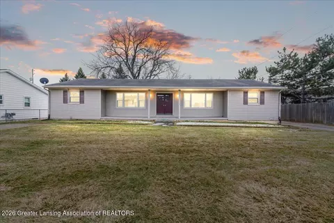 5137-5139 Dorene Dr, Lansing, MI 48917