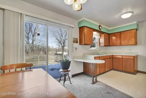Kitchen - 8825 Seney Dr, Dimondale, MI 48821 photo 1 of 6
