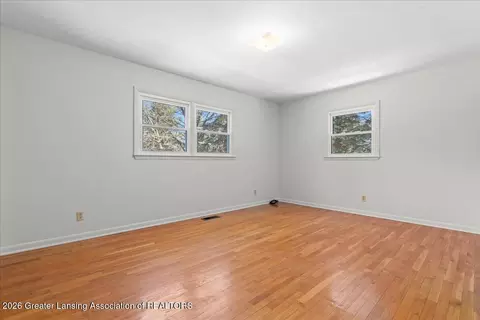 Bedroom - 1448 Primrose Ln, Dewitt, MI 48820 photo 3 of 4