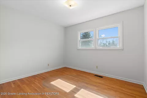 Bedroom - 1448 Primrose Ln, Dewitt, MI 48820 photo 1 of 4