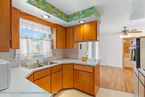 Kitchen - 1448 Primrose Ln, Dewitt, MI 48820 photo 2 of 4