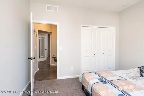 Bedroom - 5603 Copper Creek Dr, Haslett, MI 48840 photo 2 of 5