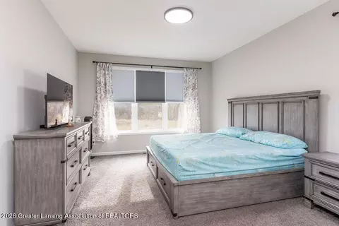 Bedroom - 5603 Copper Creek Dr, Haslett, MI 48840 photo 3 of 5