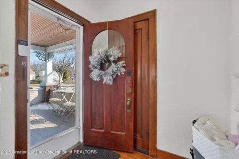 Entry Way - 1406 E Mount Hope Ave, Lansing, MI 48910 photo 1 of 1
