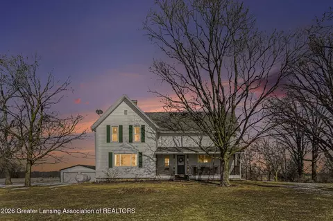Exterior - 6260 W Chadwick Rd, Dewitt, MI 48820 photo 2 of 4