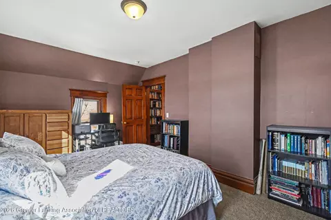 Bedroom - 6260 W Chadwick Rd, Dewitt, MI 48820 photo 4 of 7