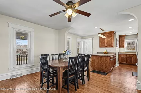 Dining - 6260 W Chadwick Rd, Dewitt, MI 48820 photo 1 of 2