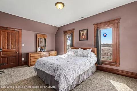 Bedroom - 6260 W Chadwick Rd, Dewitt, MI 48820 photo 3 of 7