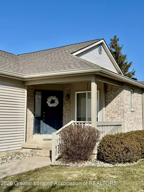 7234 Farm Hill Dr #36, Lansing, MI 48917