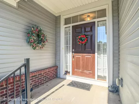 Entry Way - 2452 Turning Leaf Ln, Okemos, MI 48864 photo 1 of 8