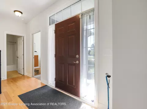 Entry Way - 2452 Turning Leaf Ln, Okemos, MI 48864 photo 2 of 8