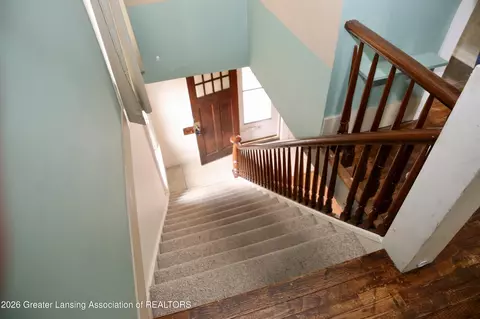 Entry Way - 334 Elm St, Mason, MI 48854 photo 2 of 4