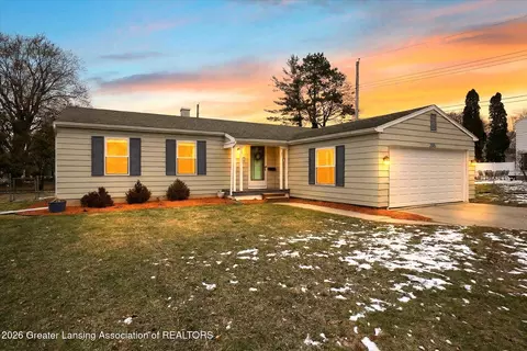 2315 Groesbeck Ave, Lansing, MI 48912