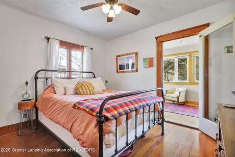 Bedroom - 2701 Creston Ave, Lansing, MI 48906 photo 4 of 5
