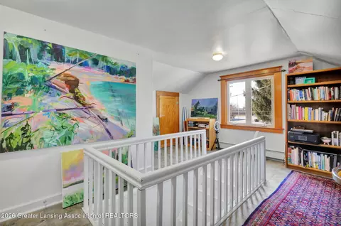 Entry Way - 2701 Creston Ave, Lansing, MI 48906 photo 1 of 5