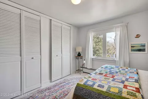Bedroom - 2701 Creston Ave, Lansing, MI 48906 photo 1 of 5