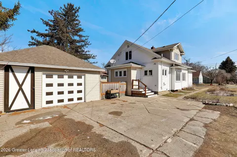 Exterior - 2701 Creston Ave, Lansing, MI 48906 photo 2 of 4
