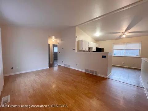 Living - 4113 Heathgate Dr, Lansing, MI 48911 photo 1 of 2