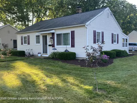 300 W South St, Grand Ledge, MI 48837