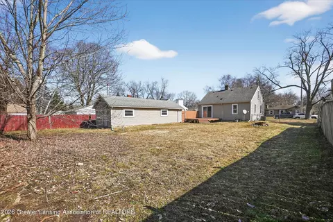 Exterior - 1905 Walnut St, Holt, MI 48842 photo 4 of 6