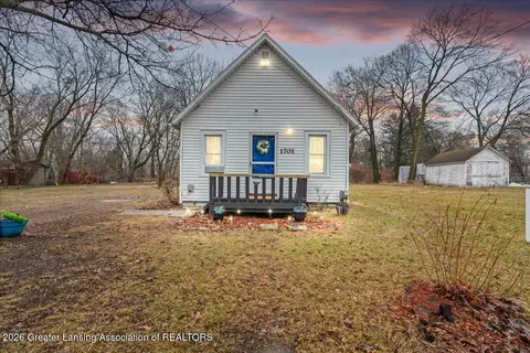 1701 Lyons Ave, Lansing, MI 48910