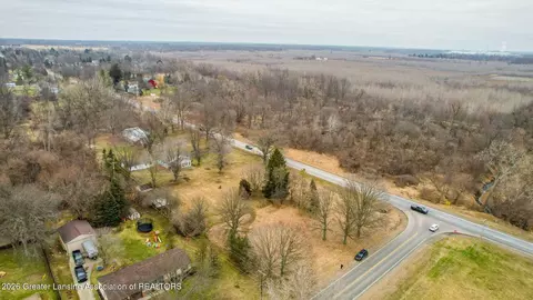 View/Area - 7571 N Hartel Rd, Grand Ledge, MI 48837 photo 3 of 8