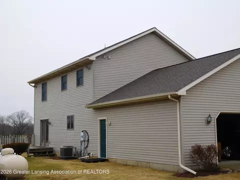 Exterior - 8201 W Howe Rd, Eagle, MI 48822 photo 3 of 3