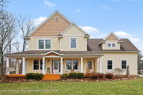 4425 Red Maple Dr, Williamston, MI 48895