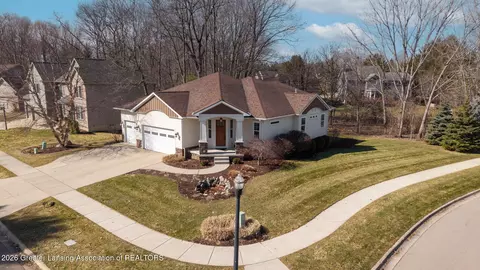 16950 Black Walnut Ln, East Lansing, MI 48823