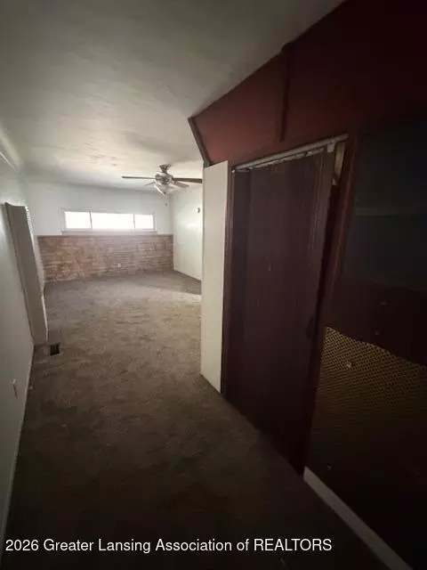 Entry Way - 1102 Willow St, Tecumseh, MI 49286 photo 1 of 1