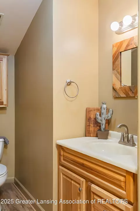 Bath - 2260 Holt Rd, Williamston, MI 48895 photo 1 of 2