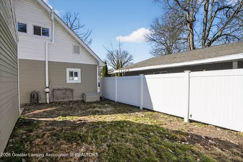 Exterior - 5976 Greenman St, Haslett, MI 48840 photo 3 of 6