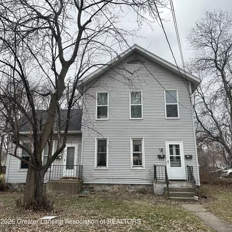 821 N Chestnut St, Lansing, MI 48906