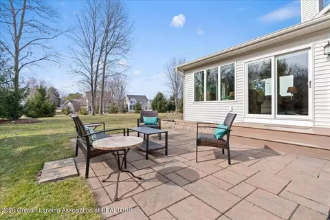 Exterior - 13282 Blaisdell Dr, Dewitt, MI 48820 photo 4 of 8