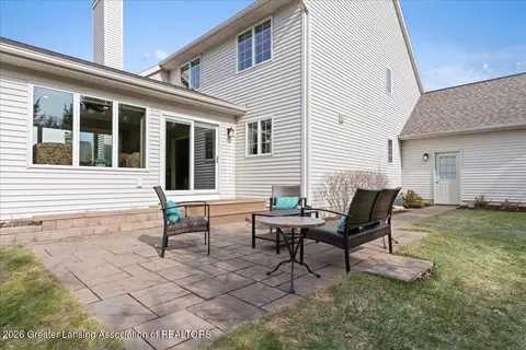 Exterior - 13282 Blaisdell Dr, Dewitt, MI 48820 photo 5 of 8