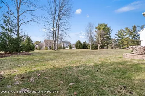 Exterior - 13282 Blaisdell Dr, Dewitt, MI 48820 photo 7 of 8