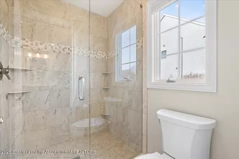 Bath - 13282 Blaisdell Dr, Dewitt, MI 48820 photo 3 of 5