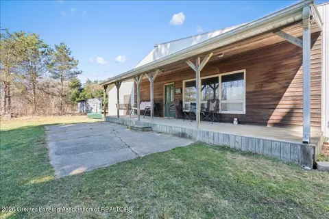 Exterior - 8348 E Maple Rapids Rd, Elsie, MI 48831 photo 7 of 7
