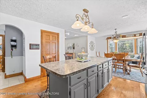 Kitchen - 8348 E Maple Rapids Rd, Elsie, MI 48831 photo 4 of 4