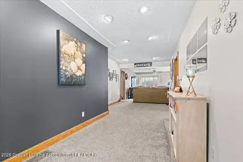 Entry Way - 8348 E Maple Rapids Rd, Elsie, MI 48831 photo 2 of 5