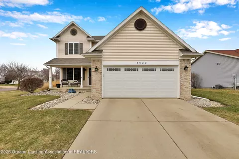 Exterior - 3522 Ramsgate Dr, Lansing, MI 48906 photo 2 of 6