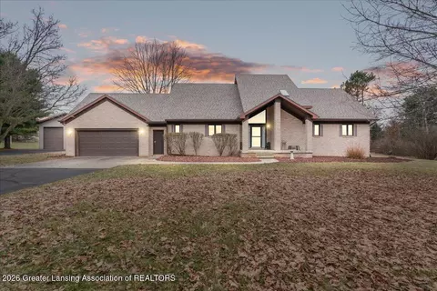 Exterior - 1840 E Round Lake Rd, Dewitt, MI 48820 photo 10 of 10