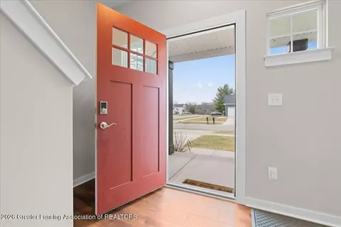 Entry Way - 806 Starlight Way, Perry, MI 48872 photo 2 of 5