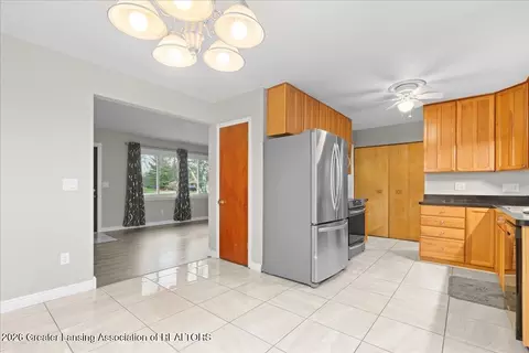 Kitchen - 3783 Wisteria Ln, Dewitt, MI 48820 photo 1 of 5