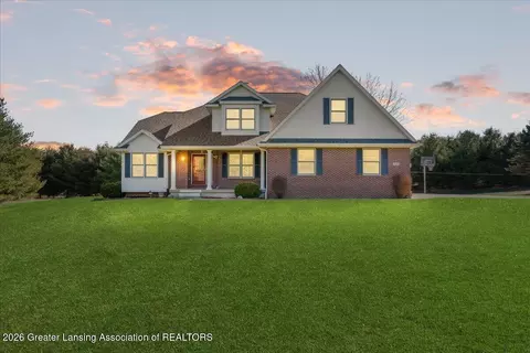 5111 S County Farm Rd, Saint Johns, MI 48879