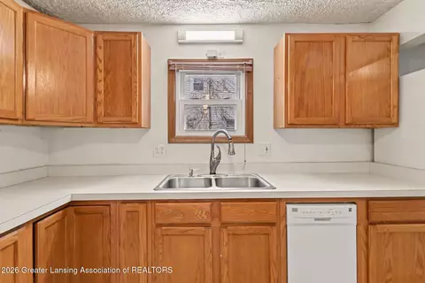 Kitchen - 3527 Ruth Ave, Lansing, MI 48910 photo 1 of 2