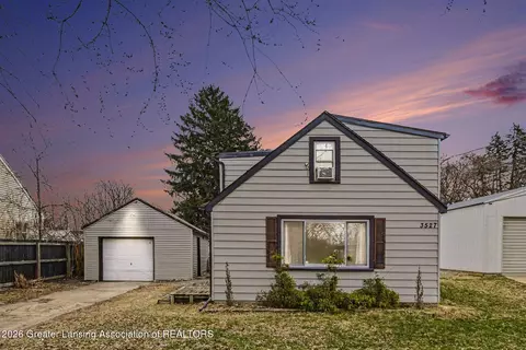 3527 Ruth Ave, Lansing, MI 48910
