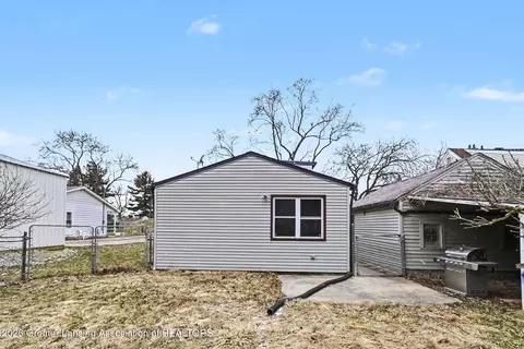 Exterior - 3527 Ruth Ave, Lansing, MI 48910 photo 3 of 3